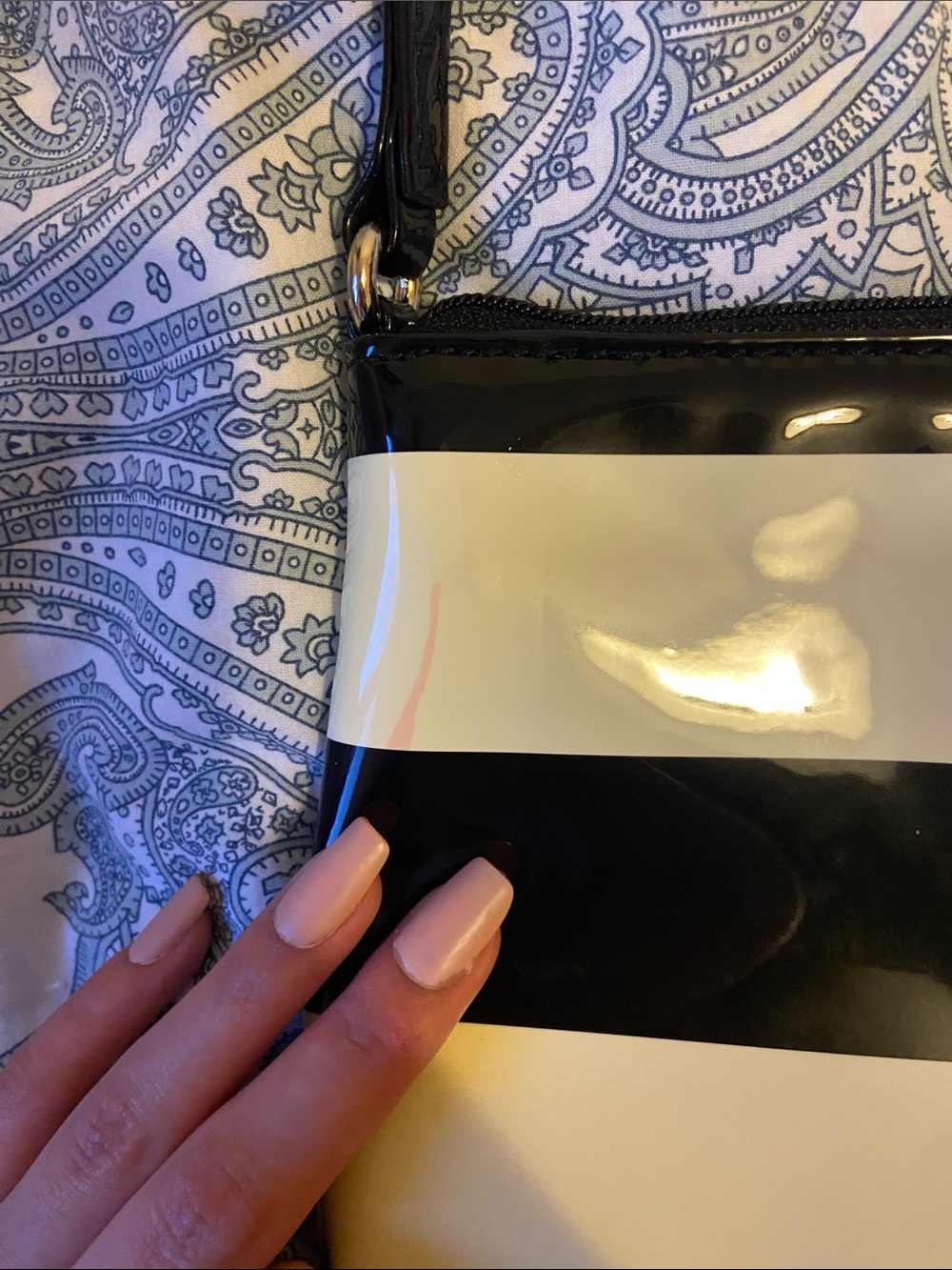kate spade black and white striped purse - Picture 5 of 13